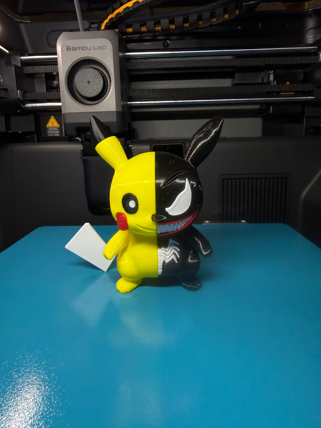 Pikachu/Venom